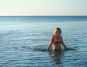 Pool & Beach
