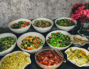 Restaurant & Bar